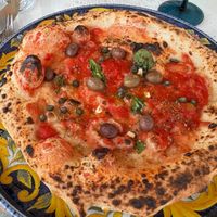 Vegan pizza at 7 Sensi pizzeria Napoletana in Canarias