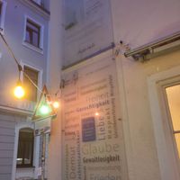 Hopeful messages at Anne‘s in Munich