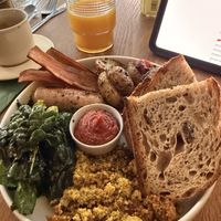 Brooklyn Breky  at BIG Sister in London