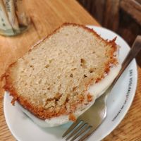 Lemon Cake 🍋 at Das Voglhaus in Konstanz