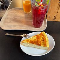 Vegan cheesecake and house made lemonade at Das Voglhaus in Konstanz