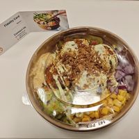 Poke bowl (composé personnellement) at MyPoke Brussels Central in Bruxelles