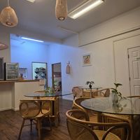 Indoor at All Plants in Honolulu