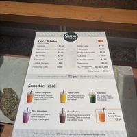 El matcha latte me encantó  at Sansa Café in Sevilla