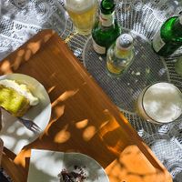 Zucchini-, und Bounty Kuchen vegan at Landpartie Café & Laden im Grünen in Bayern