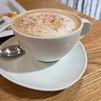 Cappuccino mit Hafermilch at Fischer in Kanton Clerf