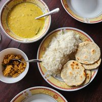 Rotti and Steing Hoppers (vegan...and delicious!) at Saai Sayan in Eastern Province