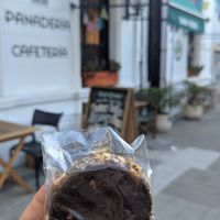 Alfajor de chocolate at Tara Verde in La Plata