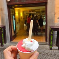 Lemon, raspberry at Gelateria II Gelato Di Pasqualetti in Umbria
