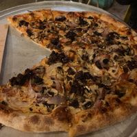 Mushrooms, onions, olives. Soy free.  at Hatool HaYarok - The Green Cat in Tel Aviv