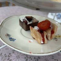 desserts  at Queens tea room in Noord-holland