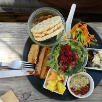 Deftiges Frühstück  (Deluxe Breakfast - w/ GF ";waffles";)  at Moehren Milieu Eco Cafe in Mainz