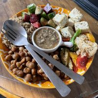 Bhumi bliss bowl w tofu 4/10  at Bhūmi Café in Rishikesh