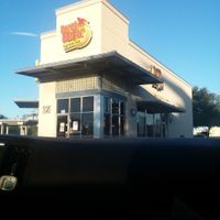 not too busy at Earth Burger - NW Loop in San Antonio