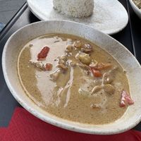 Yellow curry  at Hushimo in București