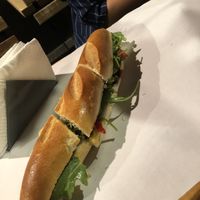 Baguette con rucola, sottoli (melanzane, peperoni e zucchine), capperi, olive e cumino   at Bi e B - Birre e Baguettes in Campania