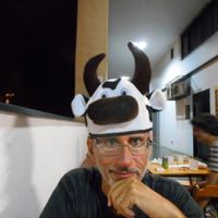 My friends are always in my head but sometimes on my head too! at Faz Bem - Asa Norte in Brasilia