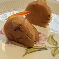Petite dessert   at Trèfle in Lyon