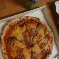 The valami pizza at Gutenpizza in Hessen