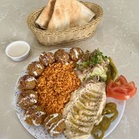 Falafeli Platter  at Falafeli in Braunschweig