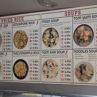 Rice and soups most can be vegan at Lemongrass Kitchen in Lisboa