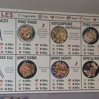 Noodles can be vegan at Lemongrass Kitchen in Lisboa