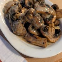 Grilled mushrooms at Tempelis in Iraklio