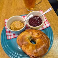 Cinnamon raisin bagel with PB&J at American Bagel in Berlin