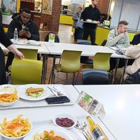 Impressionen - heute mit sogar zwei veganen Gerichten, die hier zu sehen sind. at Zentralmensa, Studentenwerk Kassel in Kassel