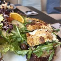 Vegan Tofu Hummus Sandwich   at Kemo Café - Bowls & Brunch in Sachsen