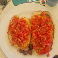 Buschetta with tomato, garlic, olive oil and oregano at Beach Bar Stella Marina Monterosso Al Mare in Liguria