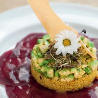 vegan avocado tatar at Prélude in Luzern