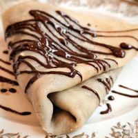 a delicious vegan crepe with dark chocolate! For Candlemas
 at MAGIC COFFEE SHOP in Nogent-sur-marne
