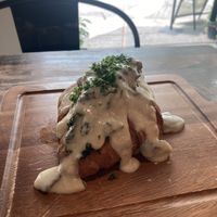 Spinach Parmesan croissantt  at Veganerie Grand Palace - วีแกนเนอรี วัดพระแก้ว in Bangkok