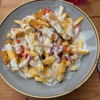 Lime Bowl mit veganen Schnitzelstreifen at Schweinske in Schleswig-holstein