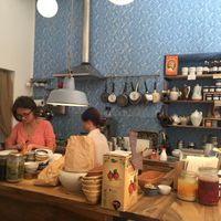The counter  at Hummus Amamamusi in Krakow