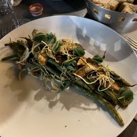 Grilled green beans with fried mushrooms  at Restaurant L'Ephémère in Pays De La Loire