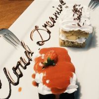 chocolate strawberry cake and apple vanilla cake at Cloud Dreaming in Penang