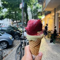   at Gelateria Mos Eisley in Berlin