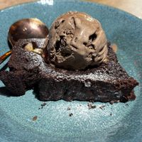 Chocolate brownie and ice cream   at Nishiki Market Alley by MOON and BACK in Kyoto