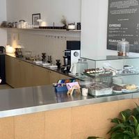 In-house bakes that change overtime   at von&vonnie microroasters in Porto