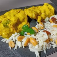 Mustard "chicken" at Vegan Rock in Sevilla