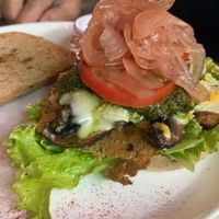 Supreme Burger  at Sanissimo Bio in Cali