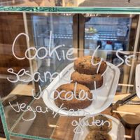 Vegan cookie at Terres de Café - Beaumarchais in Paris
