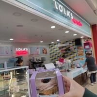 Lemon raspberry muffin at Lola's Cupcakes Bluewater in Dartford