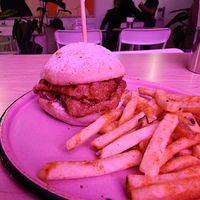 Vegan burger festival -burger at La Cocinita Verde in Bogota