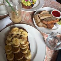  at Fellows Cafe in Roswell