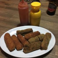 croquetas at Loukanikos in Madrid