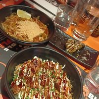 Vegan pad thai, vegan fried rice, gyoza (they served 5 pcs) at Nosh Padova - Asian Street Food in Padua