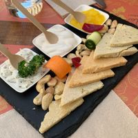 Small mixed cheese platter  at Gintilla in Cagliari